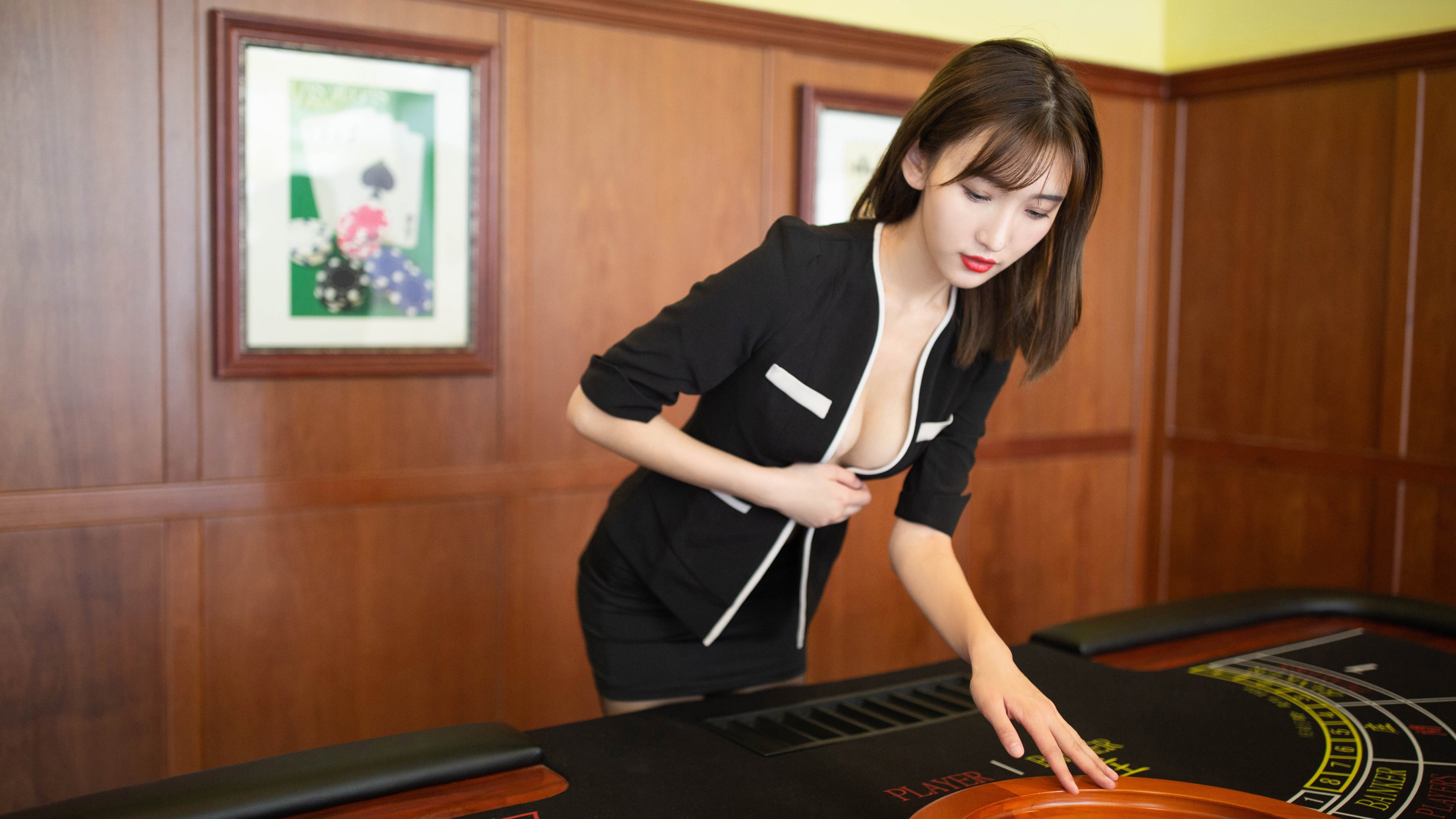 爱游戏中国官方登录入口网站-校园足球通过阶段技能评比构建成长路径可视化，校园足球立足于通过训练培养学生